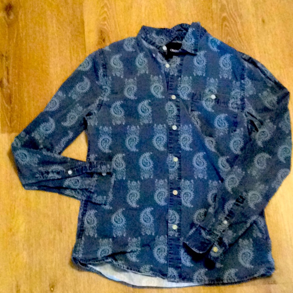 Men’s Blue Button Up